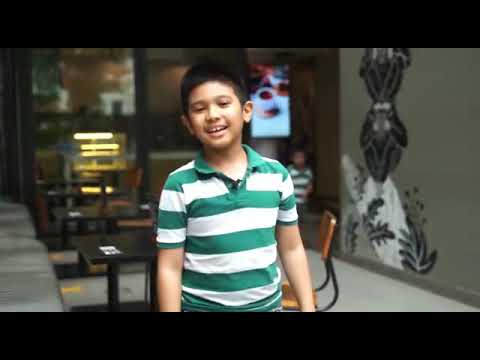 Oufar and Zayn Smith trying 3 Wise Monkeys, Jakarta, All You Can Eat Japanese Restaurant Review