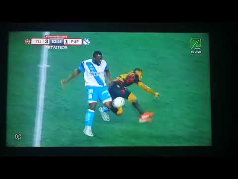 Jozy Altidore le calla la boca a Álvaro López Sordo