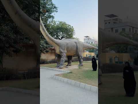 Majuu ko dinosaur kha gaya #shorts #majuu_ki_mastii #youtubeshorts