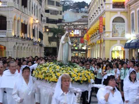 Click to Watch the SATURDAY HOMILY: Mary will help us live well this Year of Faith video