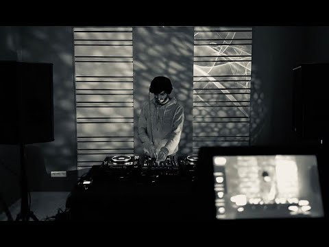 caLLy // Live Studio Session_02 // Sunrise Hub