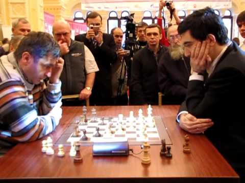 GM Kramnik (Russia) - GM Ivanchuk (Ukraine) 2009