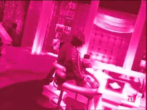 Pause bisou Alex Barclay - Archive INA