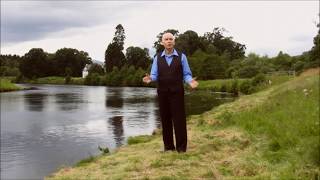 Ronnie Ross - I'm Not A Candle In The Wind