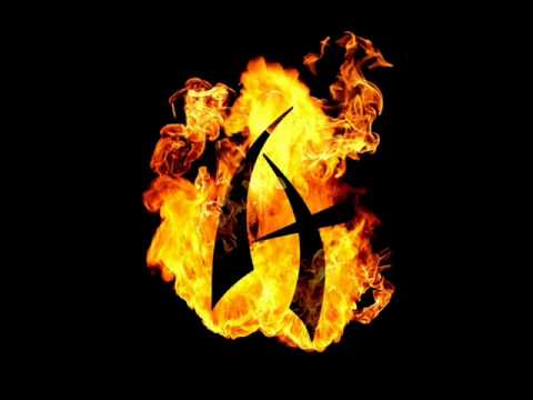 Amadeus Band - Ti ne licis ni na jednu.wmv