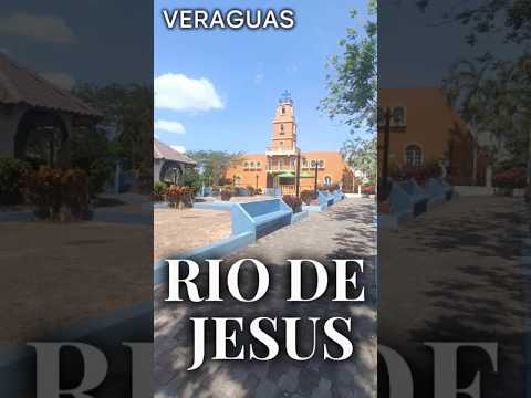 Río de Jesús en Veraguas es un lugar hermoso y tranquilo en el interior de Panamá.