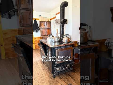 Inside an Amish Family's Self-Sufficient Kitchen #homesteading #farmlife #sustainableliving