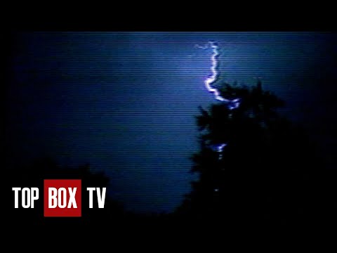 Chasing The Biggest Tornados In The USA - Angry Planet 101 - Tornadoes