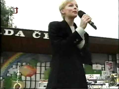 Iveta Bartošová Malé bílé cosi Litoměřice 94