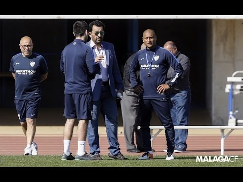 El presidente Al Thani animó a la plantilla del Málaga en el entreno