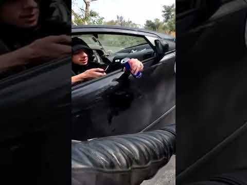 O BUSA πετυχαίνει τον τράπερ Lau Jr 🤟🦎🤝