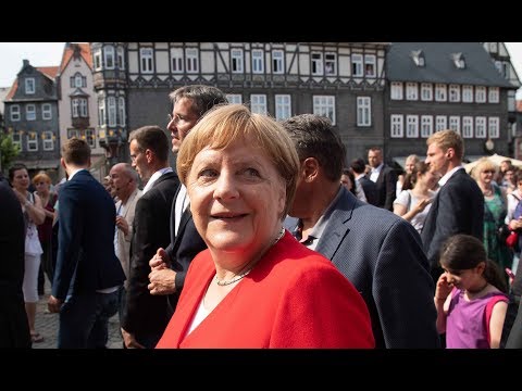 GOSLAR: Merkel kritisch - Rezo und ein paar gute Tipps für AKK