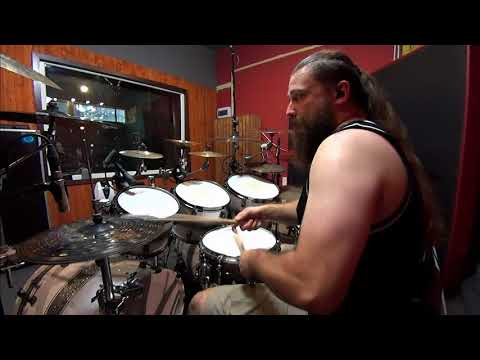 Na Kowadle – gitara: Filip „Heinrich” Hałucha