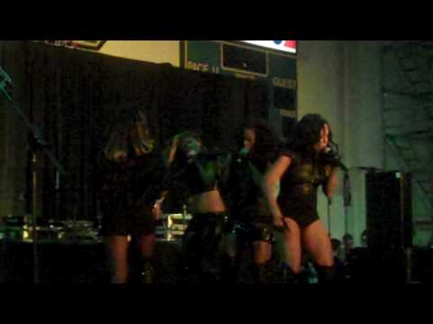 Electrik Red - Muah & Drink In My Cup (Live @ Pace University's Homecoming)