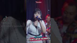 Download lagu Satu hati untuk selamanya koplo - Rere Amora #manahadapstudio #rereamora #satuhatiuntukselamanya mp3 Download lagu Satu hati untuk selamanya koplo - Rere Amora #manahadapstudio #rereamora #satuhatiuntukselamanya mp3