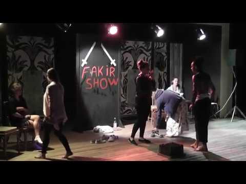 2018.06.29 - Grécko, Korfu, Acharavi - 00039 - Fakir show 1/6