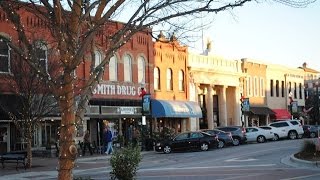 preview picture of video 'Америка Прогулки в МакKини (TX) Старинные городские улицы Америки конца 19 века'