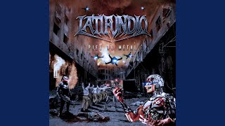 Music video thumbnail preview for El reflejo de los huesos by Latifundio