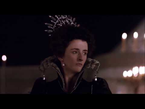 Anna Healy black dress in 1610 - Orlando (1992)