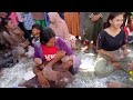 Lomba Nyusu Bapa Bapa Viral Sampai Muntah