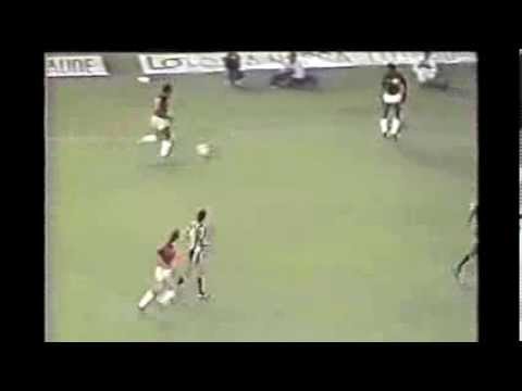 Botafogo 3 x 1 Flamengo (19/04/1981) Jogo completo