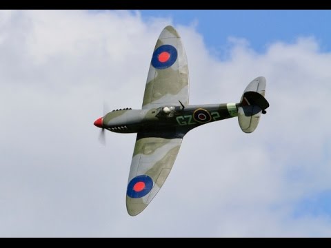 TWO GIANT 1/4 SCALE RC SUPERMARINE SPITFIRES DISPLAY - KEN & JOHN AT NLMFC - 2015
