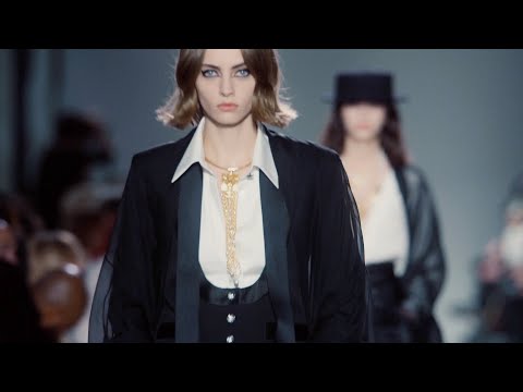 CHANEL 2021/22 Métiers d'art Collection Runway Show at le19M | VRAI Magazine
