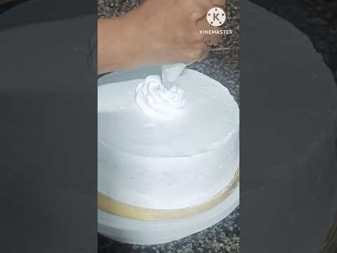 Black Forest Cake/Home made/ब्लॅक फॉरेस्ट केक #shorts #youtubeshorts