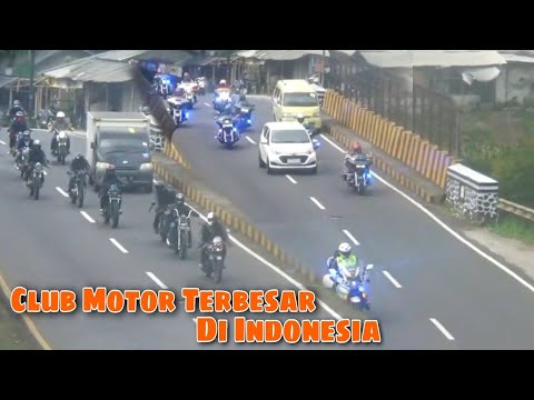 konvoi grup motor gede club HDCI pulang dari Pangandaran