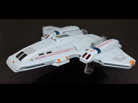 Eaglemoss Hero Collector Unboxing - Star Trek USS Voyager Aeroshuttle