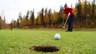 preview picture of video 'Golf in Levi Fells in Lapland in Finland - playing Golf in Finnish Mountain resort'