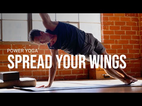 Power Yoga SPREAD YOUR WINGS l Day 12 - EMPOWERED 30 Day Yoga Journey