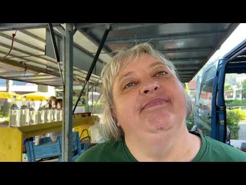 Hof Schmid aus Kuchen no Geislinger Wochenmarkt.