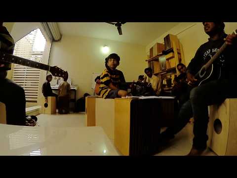 Guitar and Cajon jamming