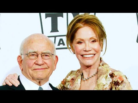 Ed Asner & Mary Tyler Moore's Powerful off-Screen Chemistry