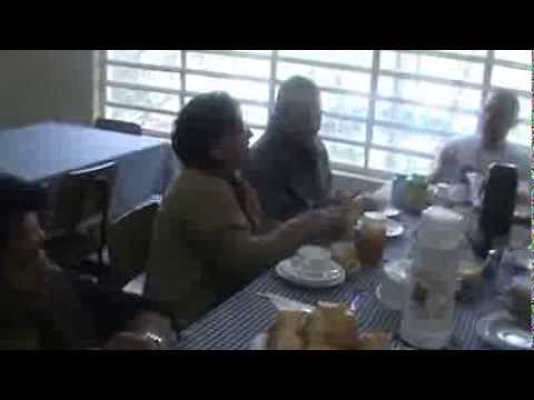 M2U00887-ASJ e Rede Século 21 - Valinhos SP - Café com o Pe.Eduardo dia 30.09.2013 - vídeo 4/5