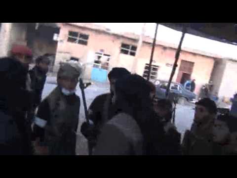 السيطرة على مبنى الهجانة من قبل كتائب الجيش الحر في دير الزور