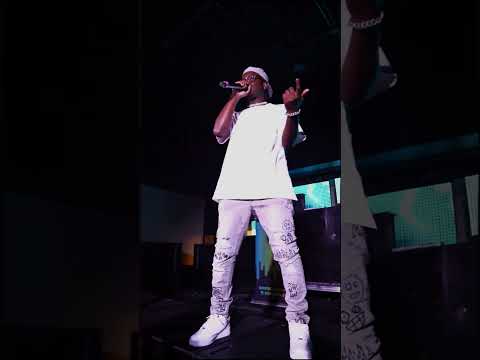KWEZZ performs "No One" LIVE | AZ HIP HOP FESTIVAL
