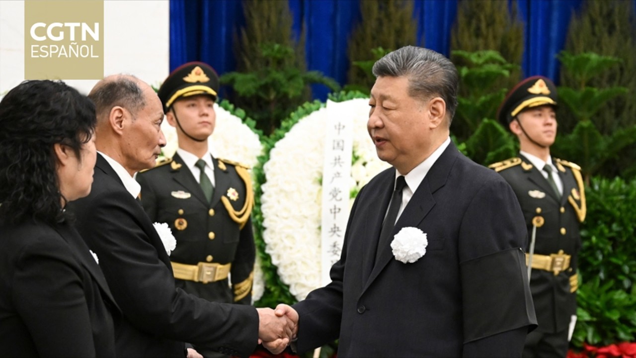 Xi Jinping presenta sus respetos tras fallecimiento de ex alto funcionario del PCCh