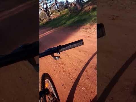Alvear Corrientes. Fui en bici desde la estación de servicio Axion hasta el  Puerto Alvear. 🚴🏼‍♀️