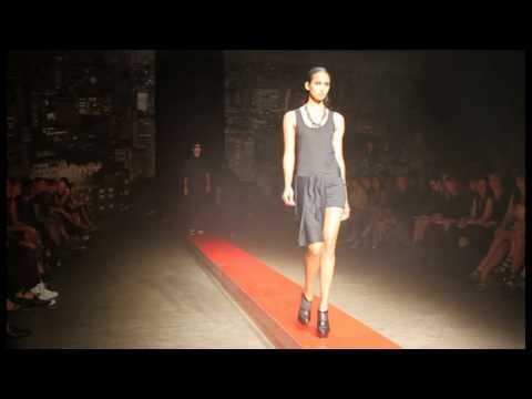 Fernando Frisoni Spring/Summer 2010/11 @ Rosemount Australian Fashion Week