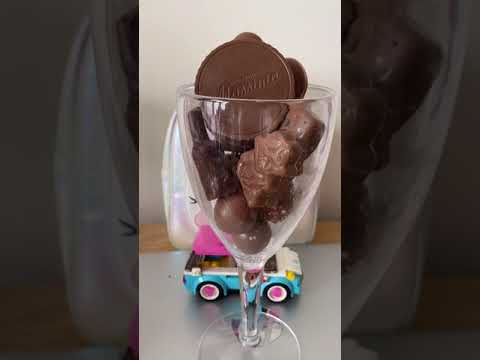 Unwrapping of Assorted  Chocolates .#Ferrero Rocher #lindor  #kinder #maestromassino