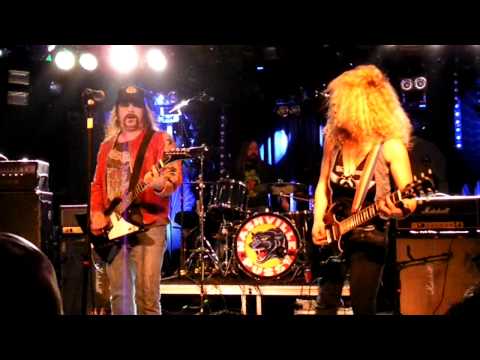 Nashville Pussy, Bolwerk Sneek January 29 2012 (part 1)