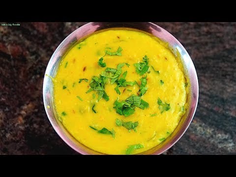 Colocasia tamarind curry Karunai kizhangu gravy for rice karunai kilangu puli kulambu