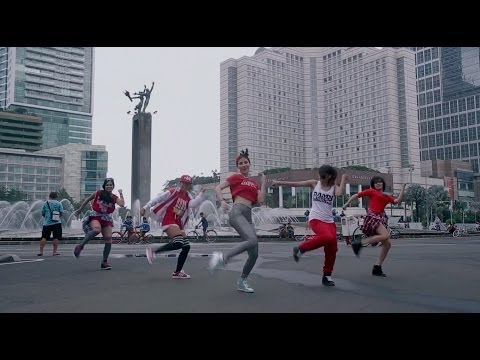 FIFA World Cup 2014 Millane Fernandez - Dunia Kita [FULL Bahasa Indonesia][HD]