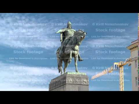 Monument to Yuri Dolgoruky, the founder of Moscow on the Tverskaya Square timelapse hyperlapse
