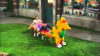 The Airplane Song (Sing and Dance with Barney!)
