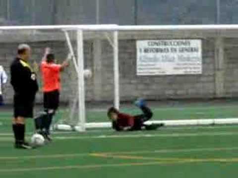 Penaltis Penon Benjamin v Puerto Cruz (9)