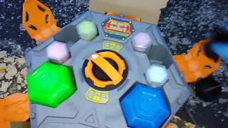 Ready 2 Robot! Round 20! Big Slime Battle Arena Playset!