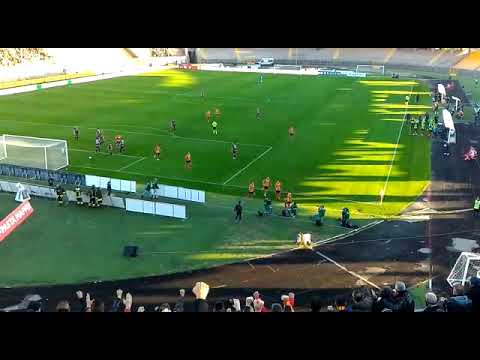 Lecce-Padova-3-2 Gol di Scavone